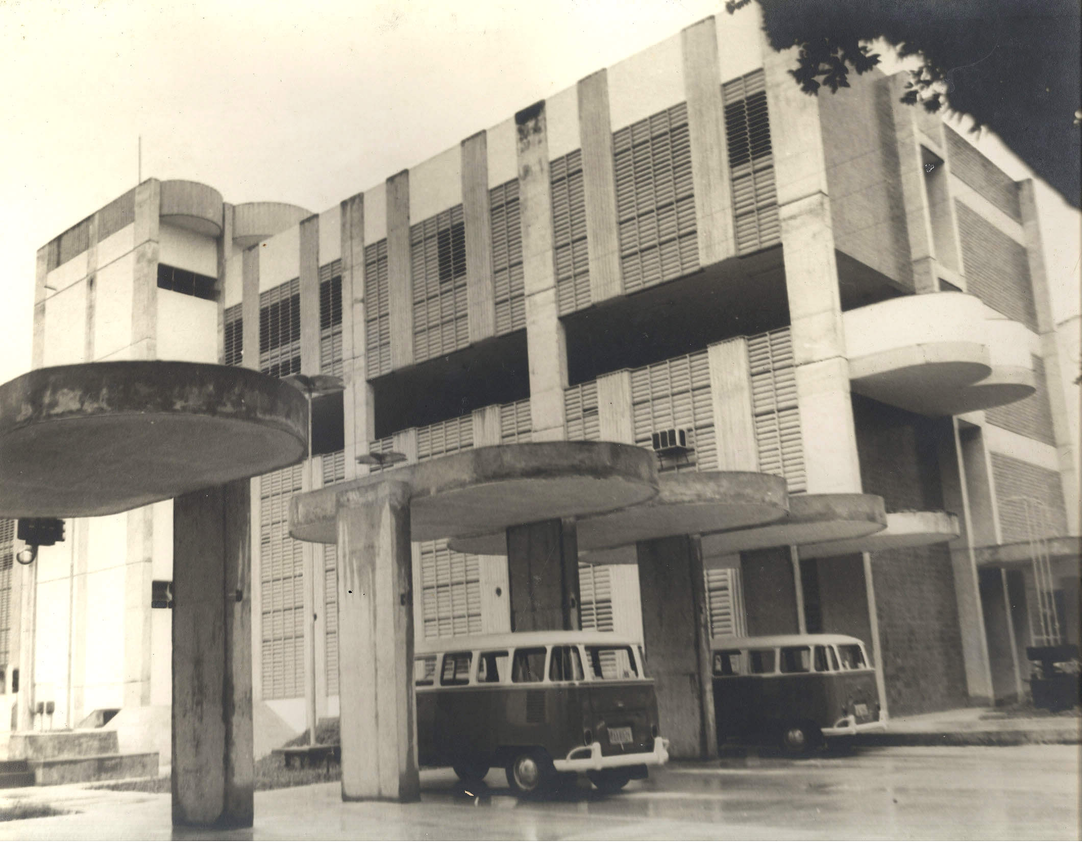 1970 / 1980 - Centros de Educação Profissional